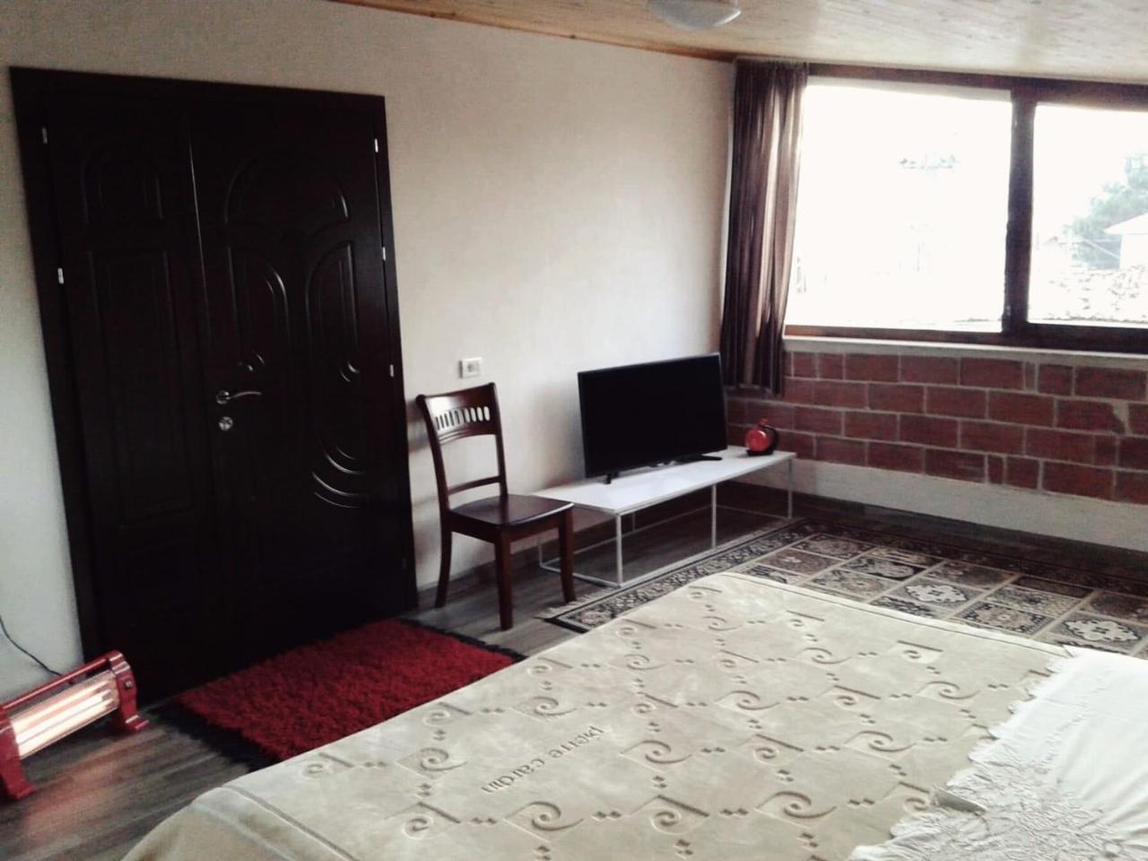 Cozy Loft Korce Exterior foto